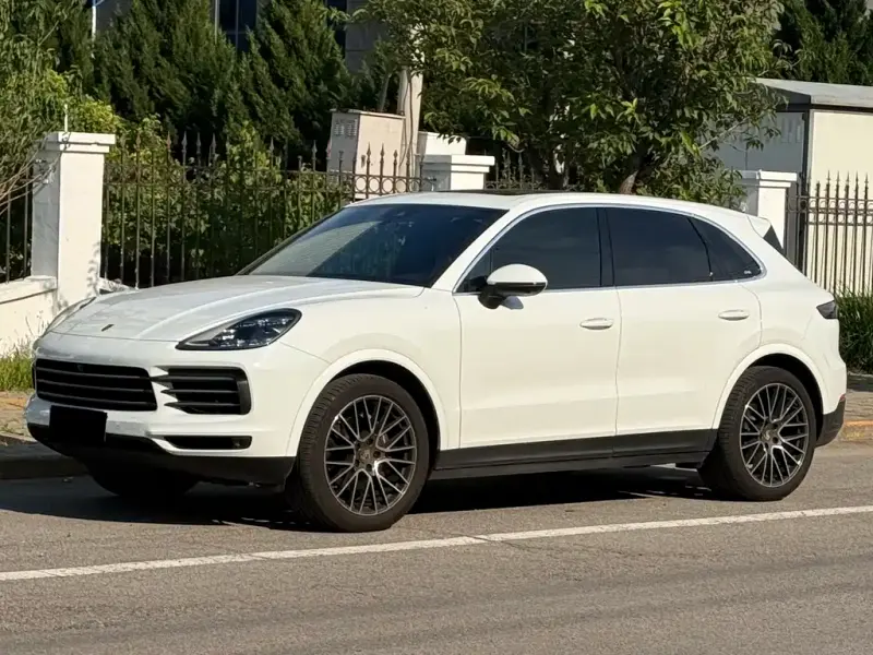 Porsche Cayenne, 2022