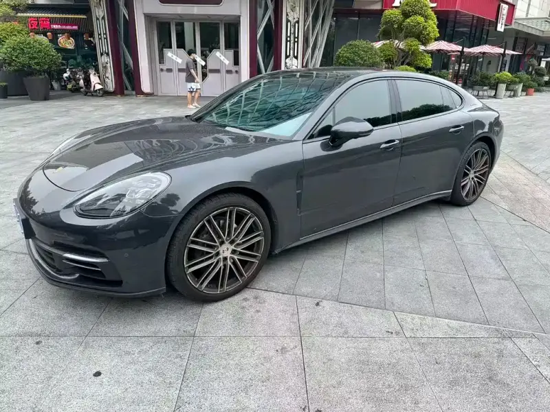 Porsche Panamera, 2021