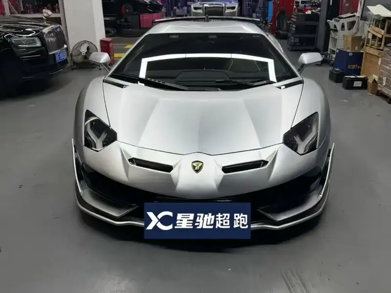 Lamborghini Aventador, 2014