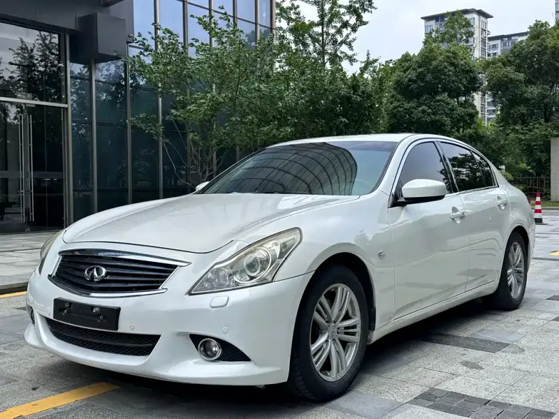 Infiniti G, 2013