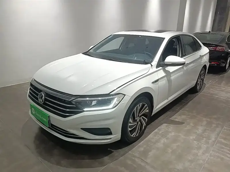 Volkswagen Sagitar, 2020