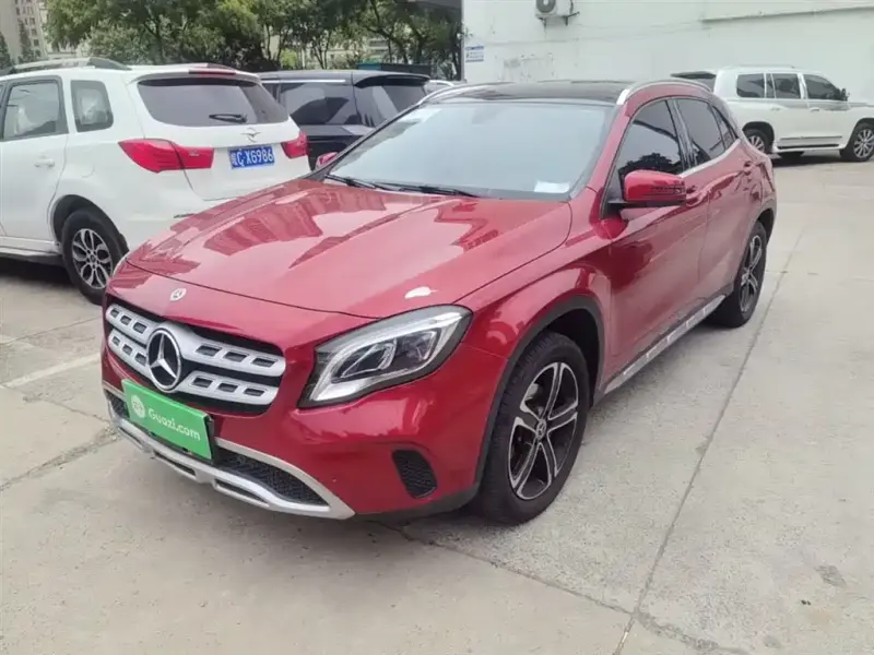 Mercedes-Benz GLA, 2018 — фото 1