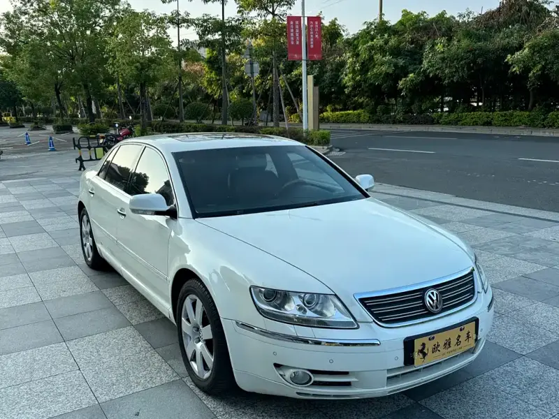 Volkswagen Phaeton, 2008