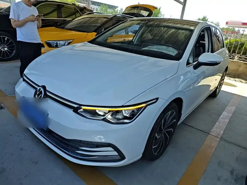 Volkswagen Golf, 2021