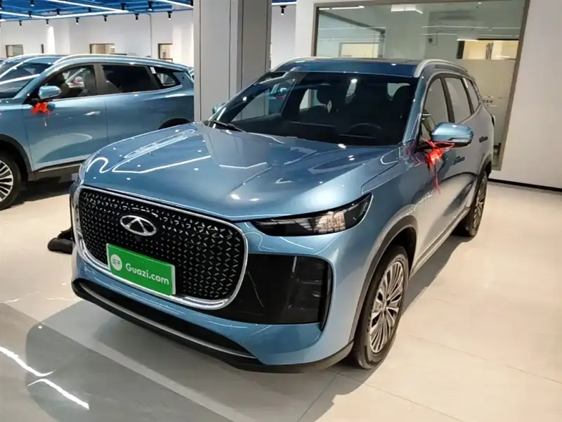 Chery Tiggo 8 PLUS C-DM, 2025