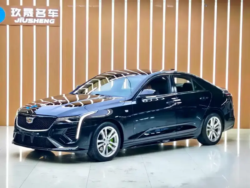 Cadillac CT4, 2022