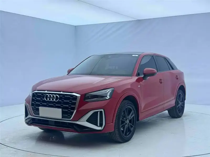 Audi Q2L, 2022