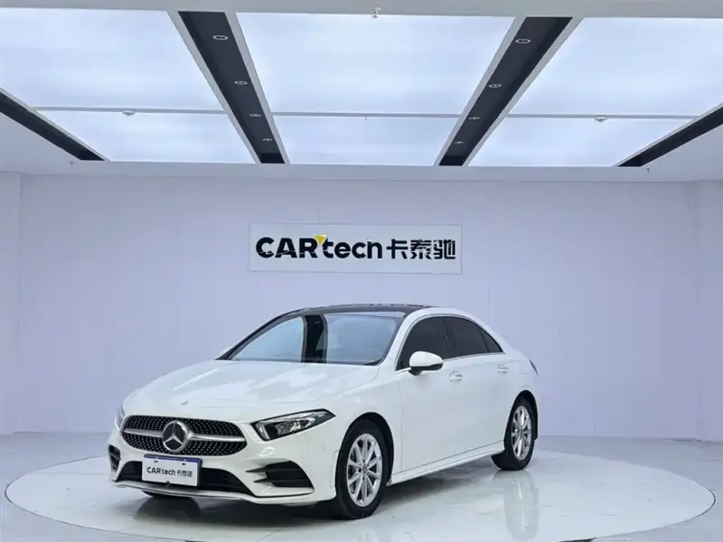 Mercedes-Benz A-Class, 2022 — фото 1