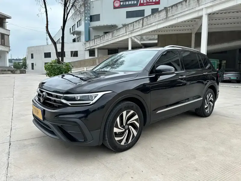 Volkswagen Tiguan L, 2026
