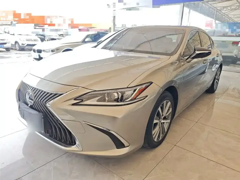 Lexus ES, 2020 — фото 1
