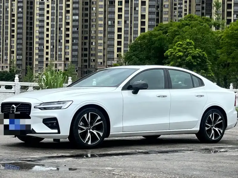 Volvo S60, 2024
