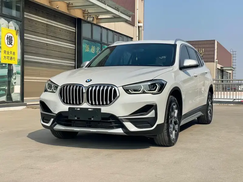 BMW X1, 2022 — фото 1