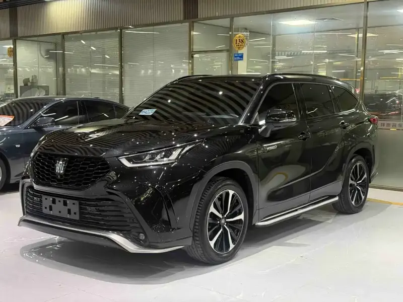 Toyota Crown Kluger, 2021