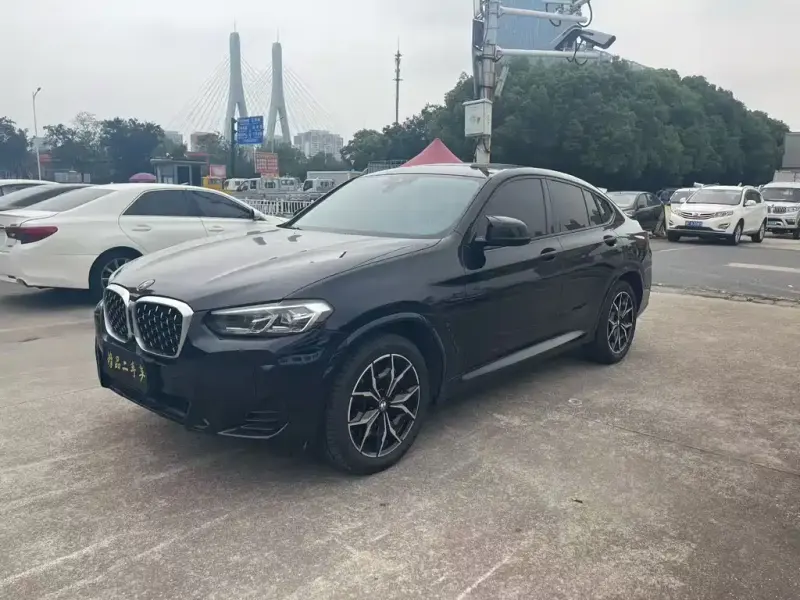 BMW X4, 2022