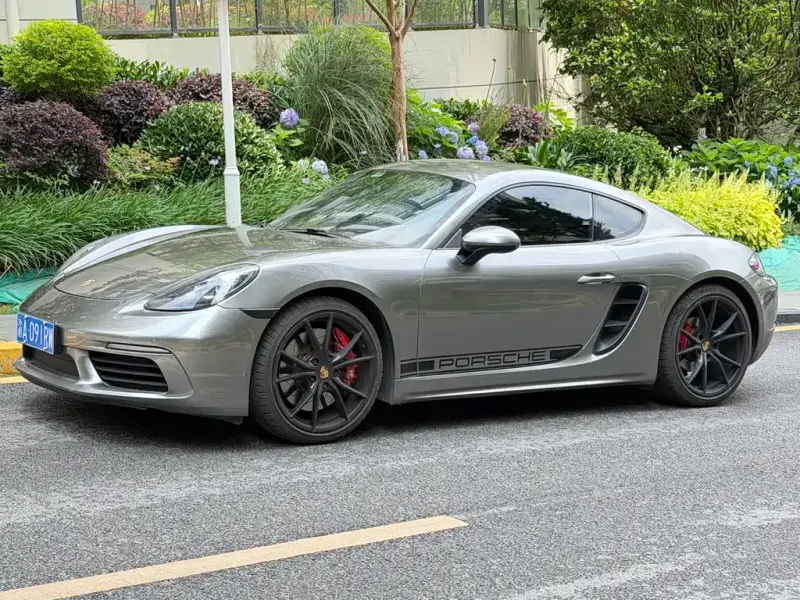 Porsche 718, 2018