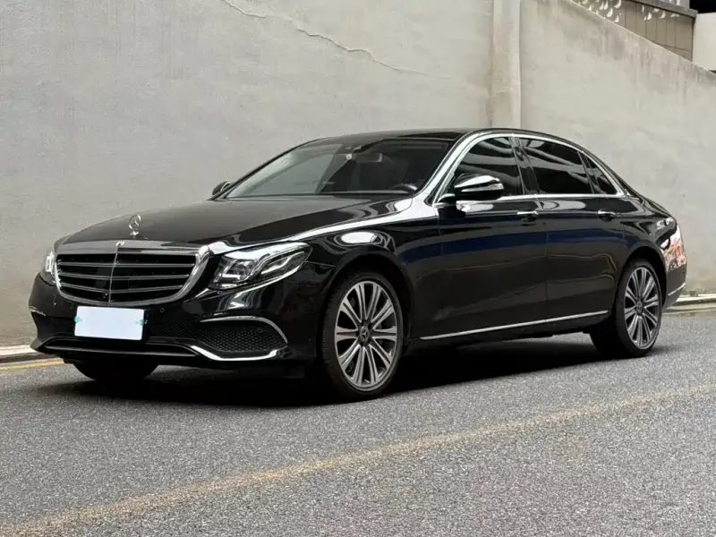 Mercedes-Benz E-Class, 2019 — фото 1