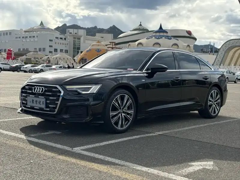 Audi A6L, 2021
