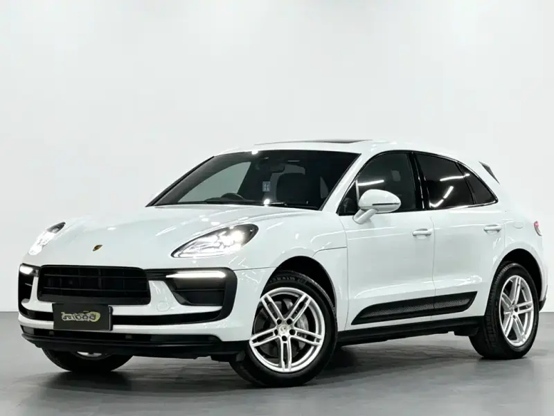 Porsche Macan, 2022