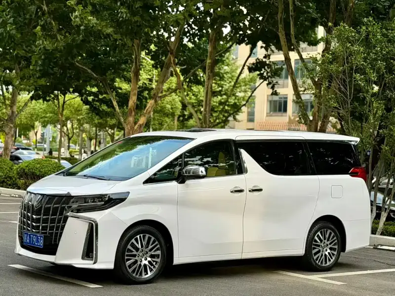 Toyota Alphard, 2018