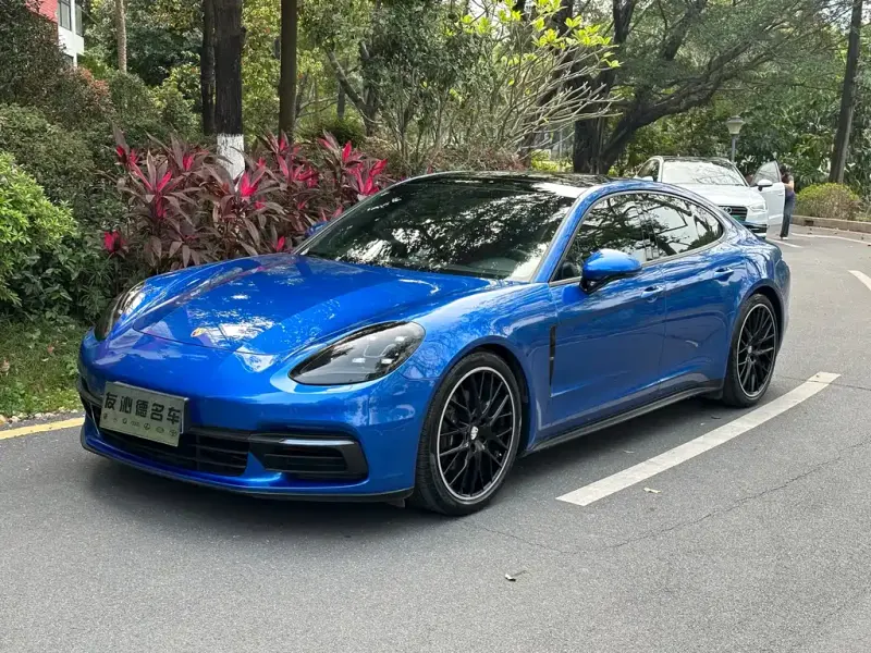 Porsche Panamera, 2018