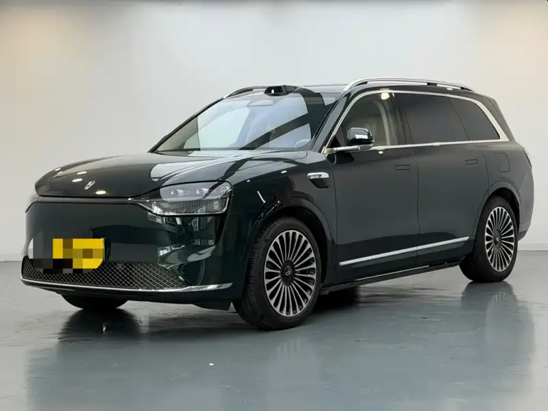 AITO M9, 2025