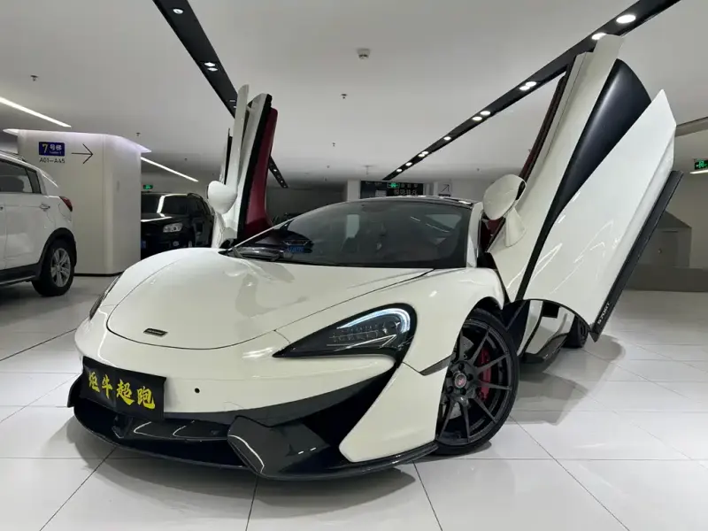 McLaren 570, 2018