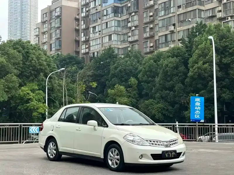 Nissan Tiida, 2010