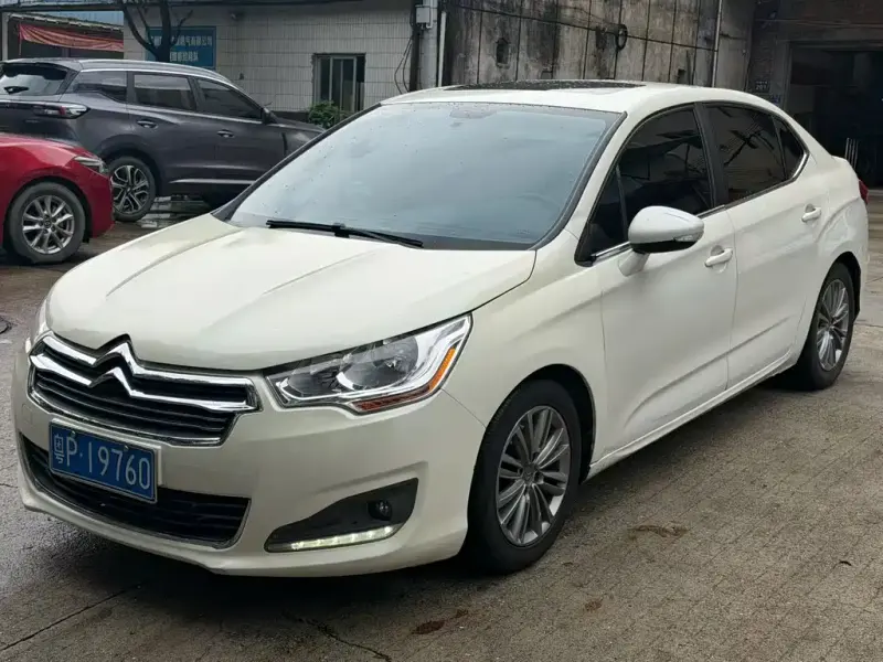 Citroen C4L, 2013