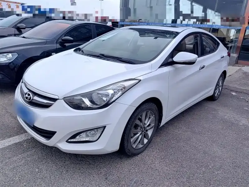 Hyundai Elantra Langdong, 2015