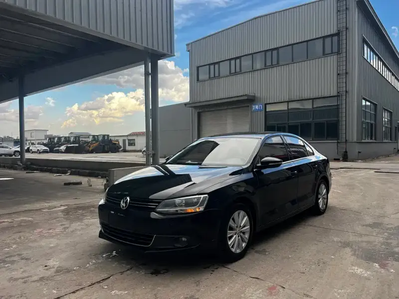 Volkswagen Sagitar, 2014
