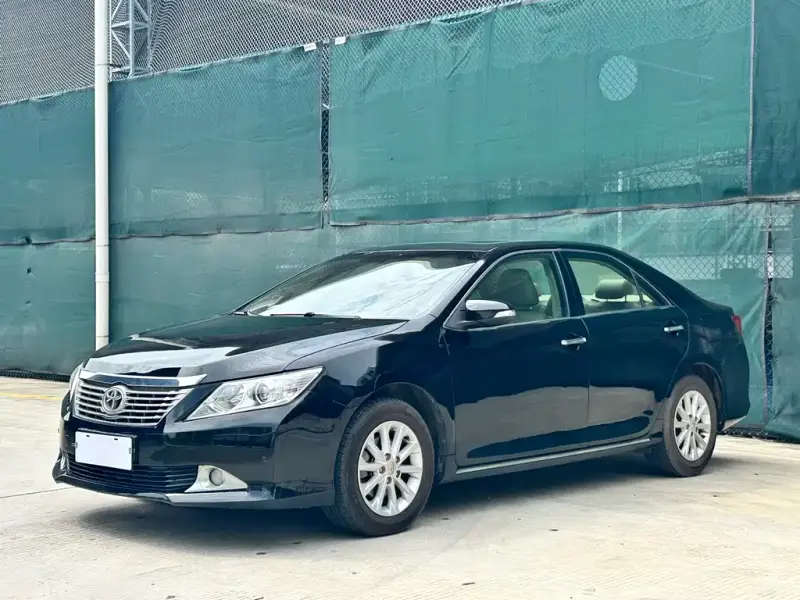 Toyota Camry, 2013 — фото 1