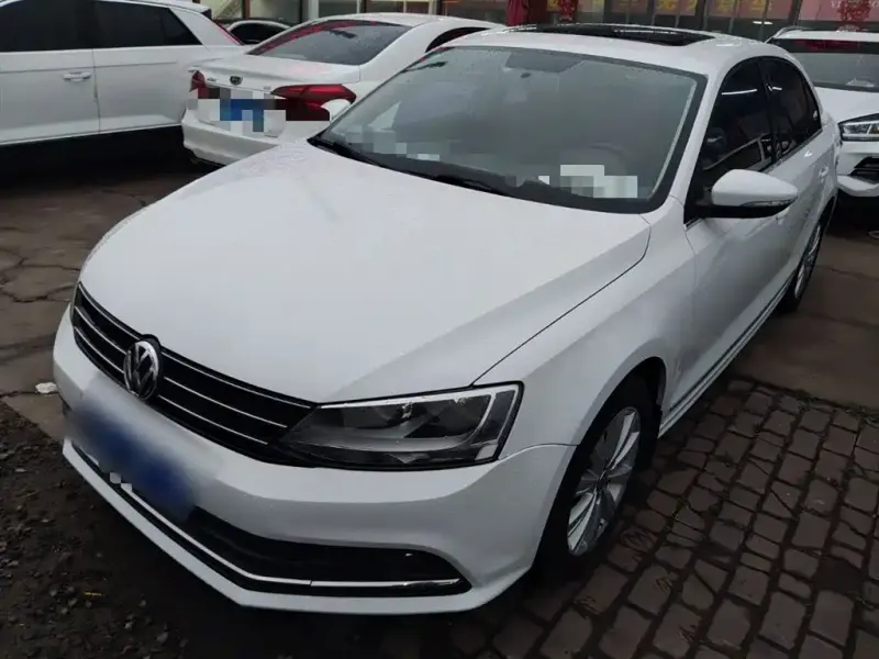 Volkswagen Sagitar, 2016