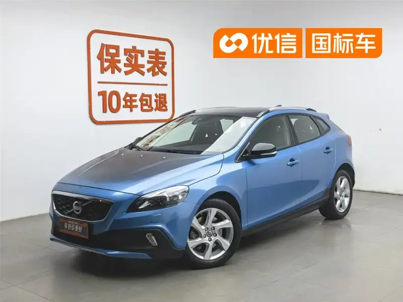 Volvo V40, 2014