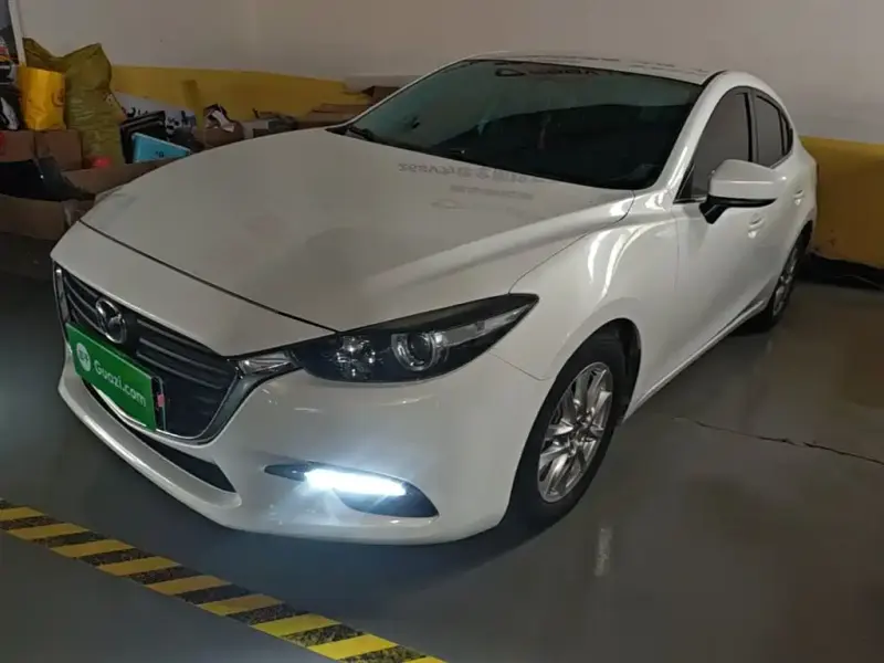 Mazda 3 Axela, 2017 — фото 1