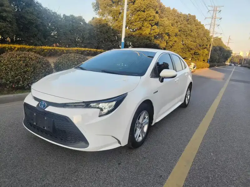 Toyota Levin, 2021 — фото 1