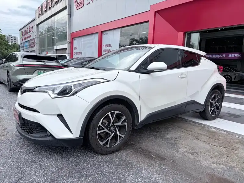 Toyota C-HR, 2019