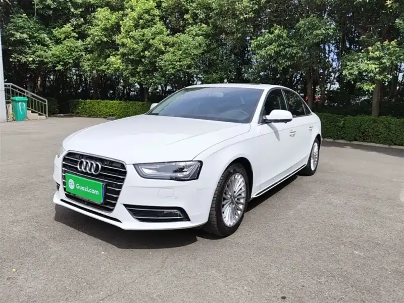 Audi A4L, 2016 — фото 1