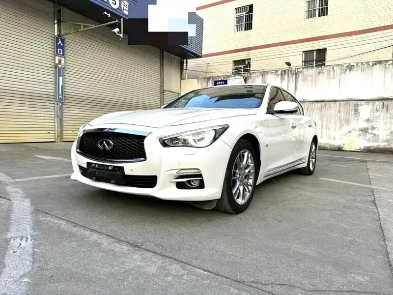 Infiniti Q50L, 2017