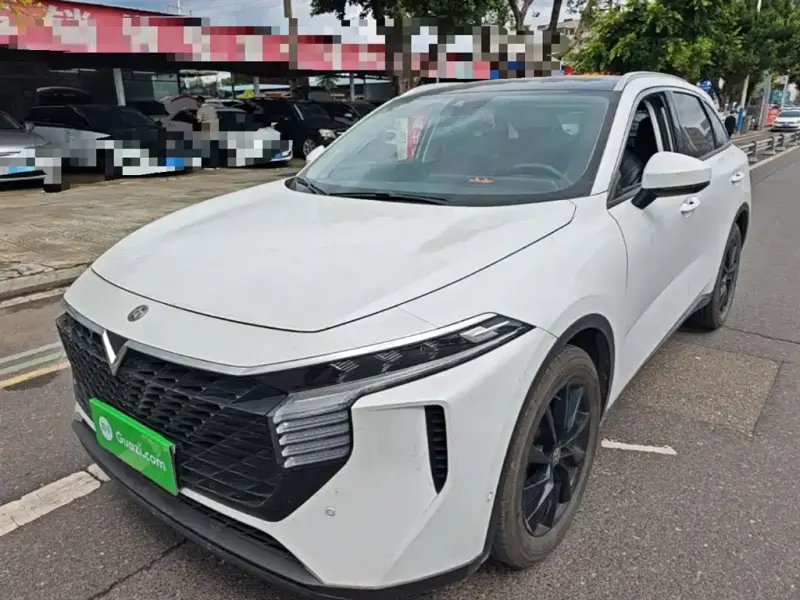 Venucia V, 2022