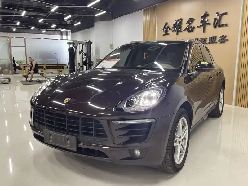 Porsche Macan, 2016
