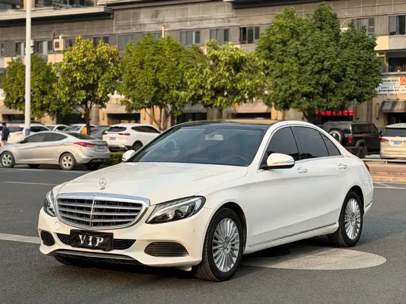 Mercedes-Benz C-Class, 2015