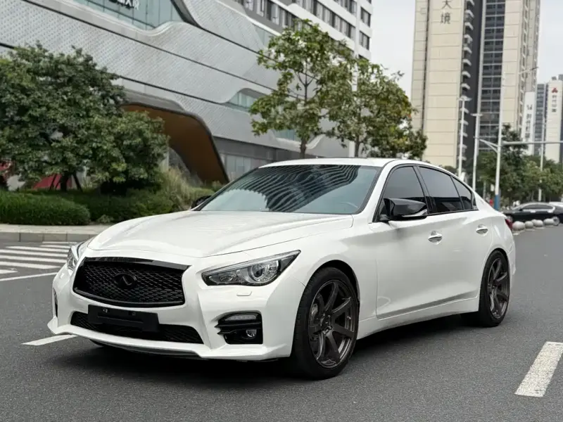 Infiniti Q50, 2016 — фото 1