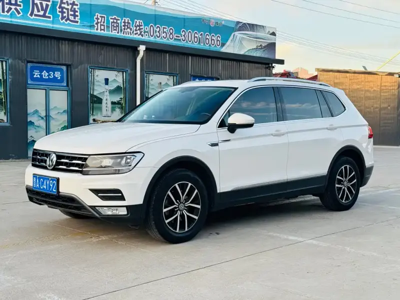 Volkswagen Tiguan L, 2018