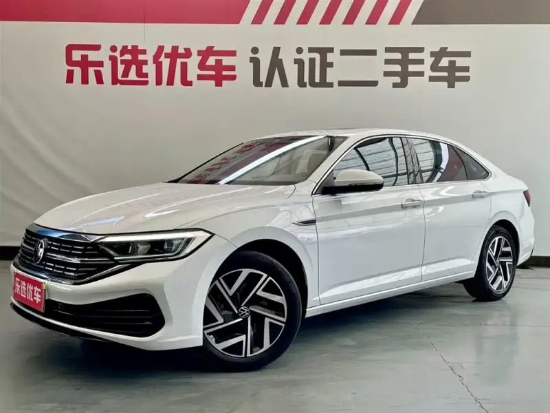 Volkswagen Sagitar, 2023