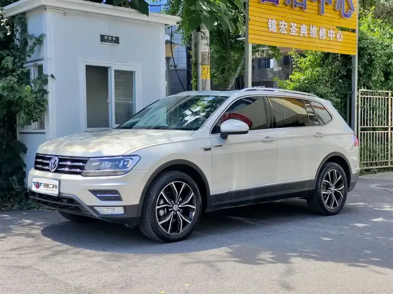 Volkswagen Tiguan L, 2020