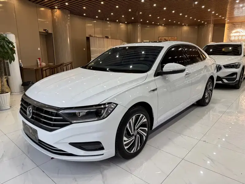 Volkswagen Sagitar, 2022