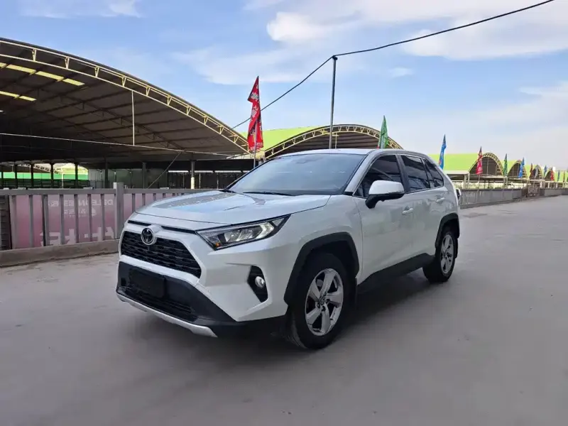 Toyota RAV4, 2021