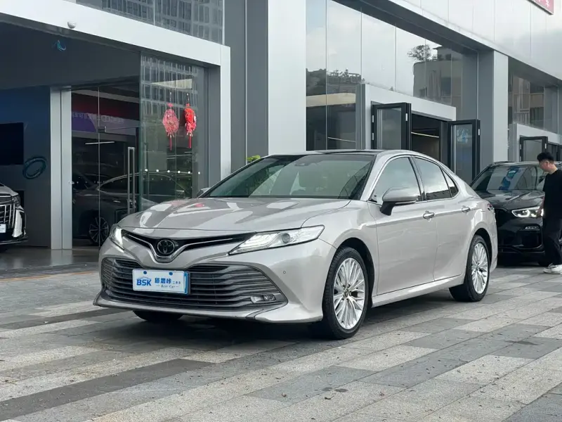 Toyota Camry, 2019
