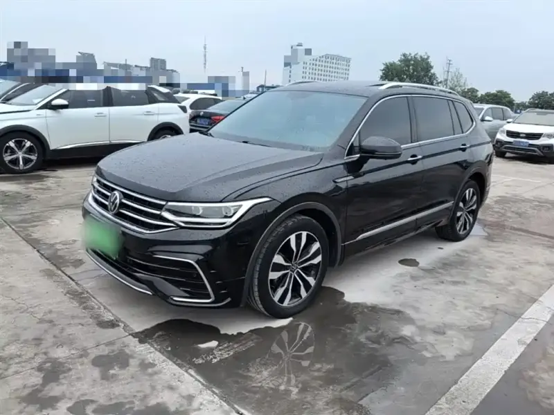 Volkswagen Tiguan L, 2022