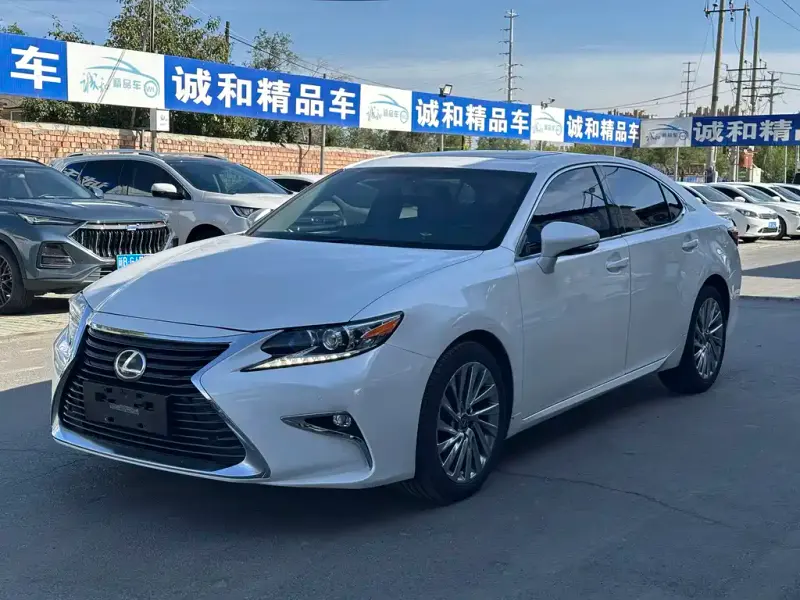Lexus ES, 2017 — фото 1